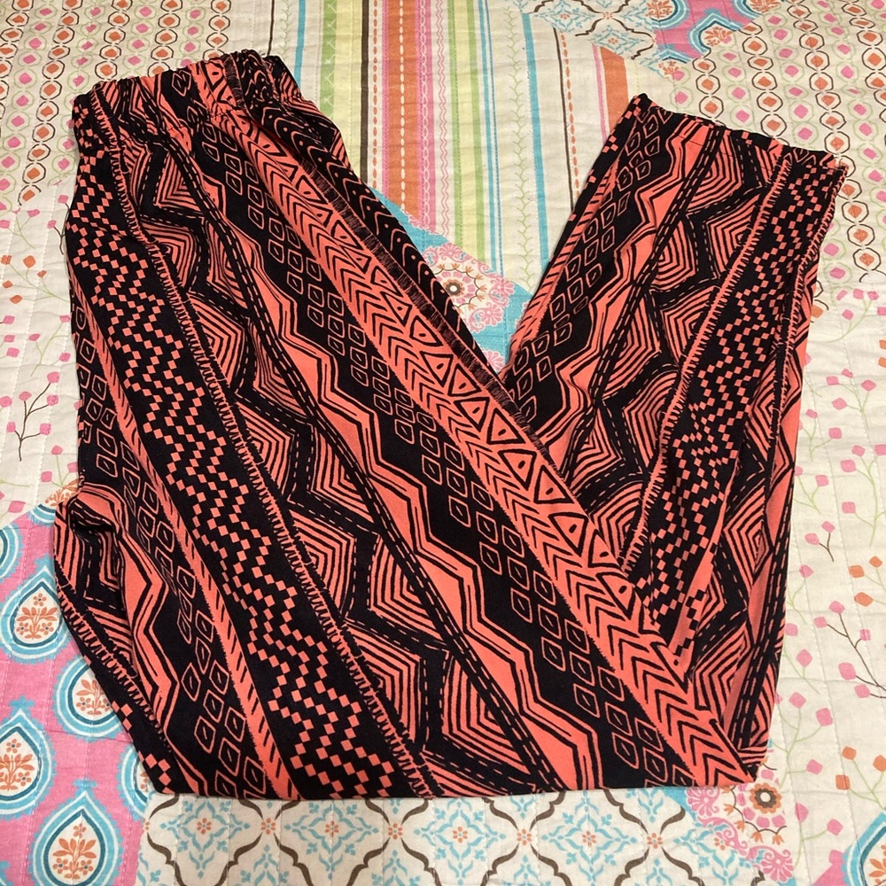 Pink & Black Exotically Patterned Pants
